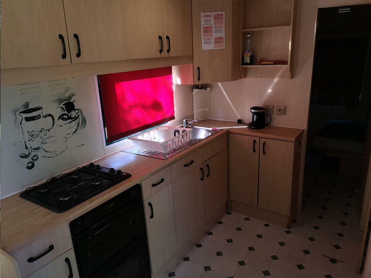 Le Moulin De Cost Hotel บุยส์-เลส์-บาโรนนีส์ ภายนอก รูปภาพ
